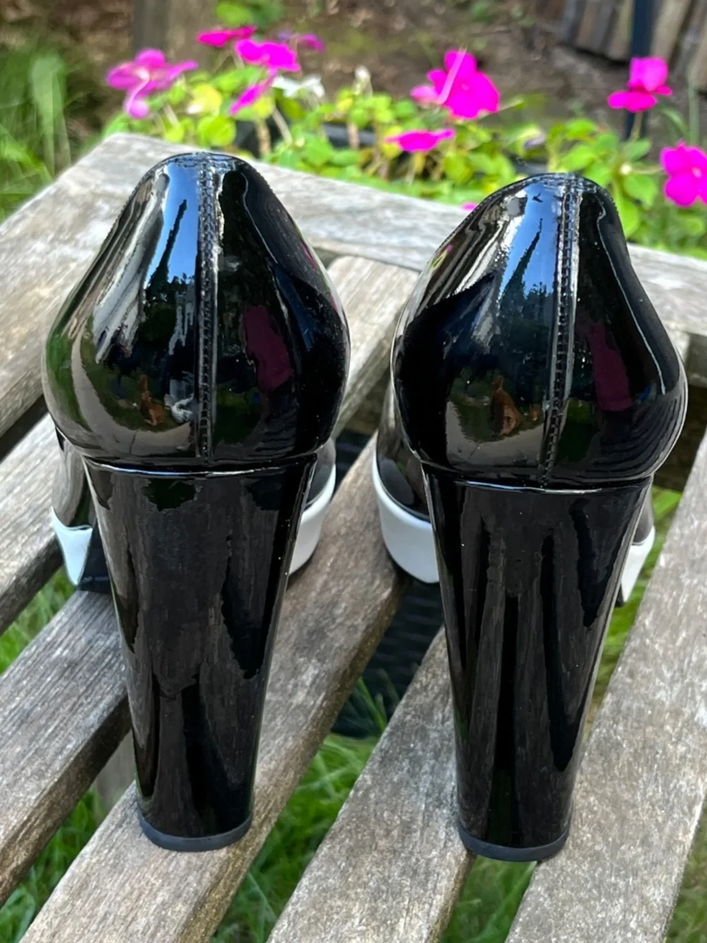Stuart Weitzman Strongswoon Patent Leather Platform Pumps 7 Black White Heels